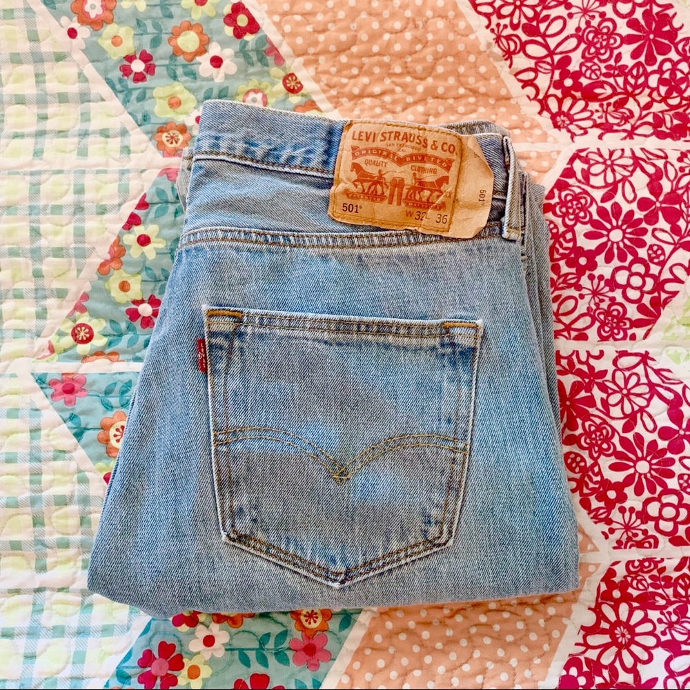 LEVI’S 501 VINTAGE ✨🦋